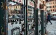 Distributori automatici rimossi per ridurre le code