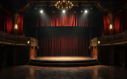 Martina Colombari sul palco del teatro in un momento emozionante