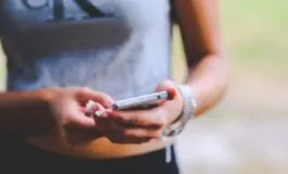 Come evitare truffe telefoniche tramite l'informazione