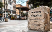 Celebrazione dei 173 anni della Polizia di Stato con bandiere