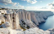 Scala dei Turchi con cartello di accesso interdetto