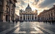 Fedeli in piazza San Pietro per l'ultimo saluto a papa Francesco