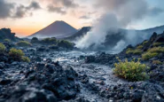 Attività vulcanica dell'Etna con eruzione cratere Sud-Est