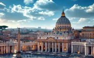 Papa Francesco saluta una folla di 250.000 fedeli in San Pietro
