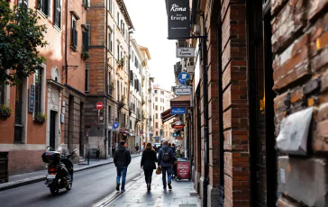 Ragazzo di 13 anni ferito da arma da fuoco a Roma