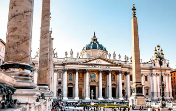 Re Carlo durante la sua visita al Quirinale