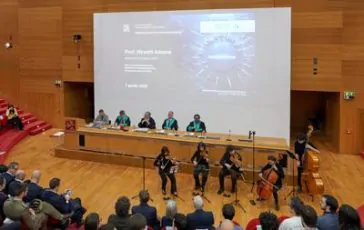 featured 2163483 364x230