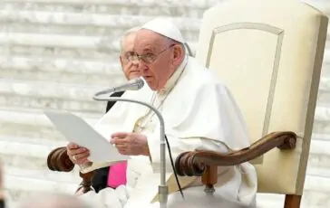 cardinale becciu papa francesco