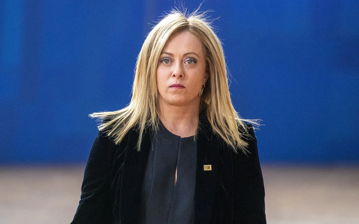 Giorgia Meloni Frans páfi