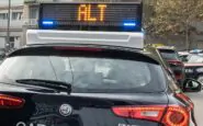 ladri in fuga posto di blocco