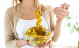 Come mantenere un peso sano nel tempo: consigli e strategie efficaci