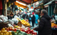 Turisti israeliani in un ristorante di Napoli in crisi