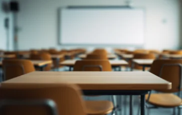 Discussione accesa all'Università di Salerno su rispetto e insulti