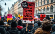 Medici e infermieri in protesta durante sciopero nazionale