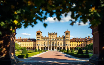 Sergio Mattarella in visita al Palazzo Ducale di Modena