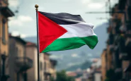 Il sindaco di Spoleto con bandiera palestinese