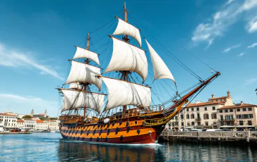 Nave Amerigo Vespucci in navigazione nel Mediterraneo