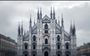 Un uomo si suicida al Duomo di Milano dopo un omicidio