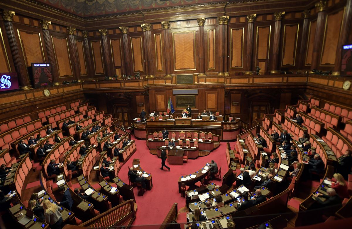 https://www.notizie.it/wp-content/uploads/2025/05/governo-2.jpg