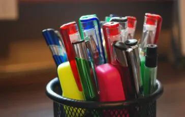 pen 327605 1280 2