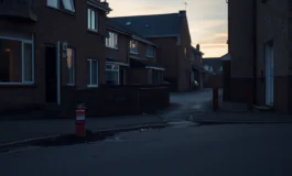 ballymena le violenze razziste spingono le famiglie a fuggire 1749855486 265x160