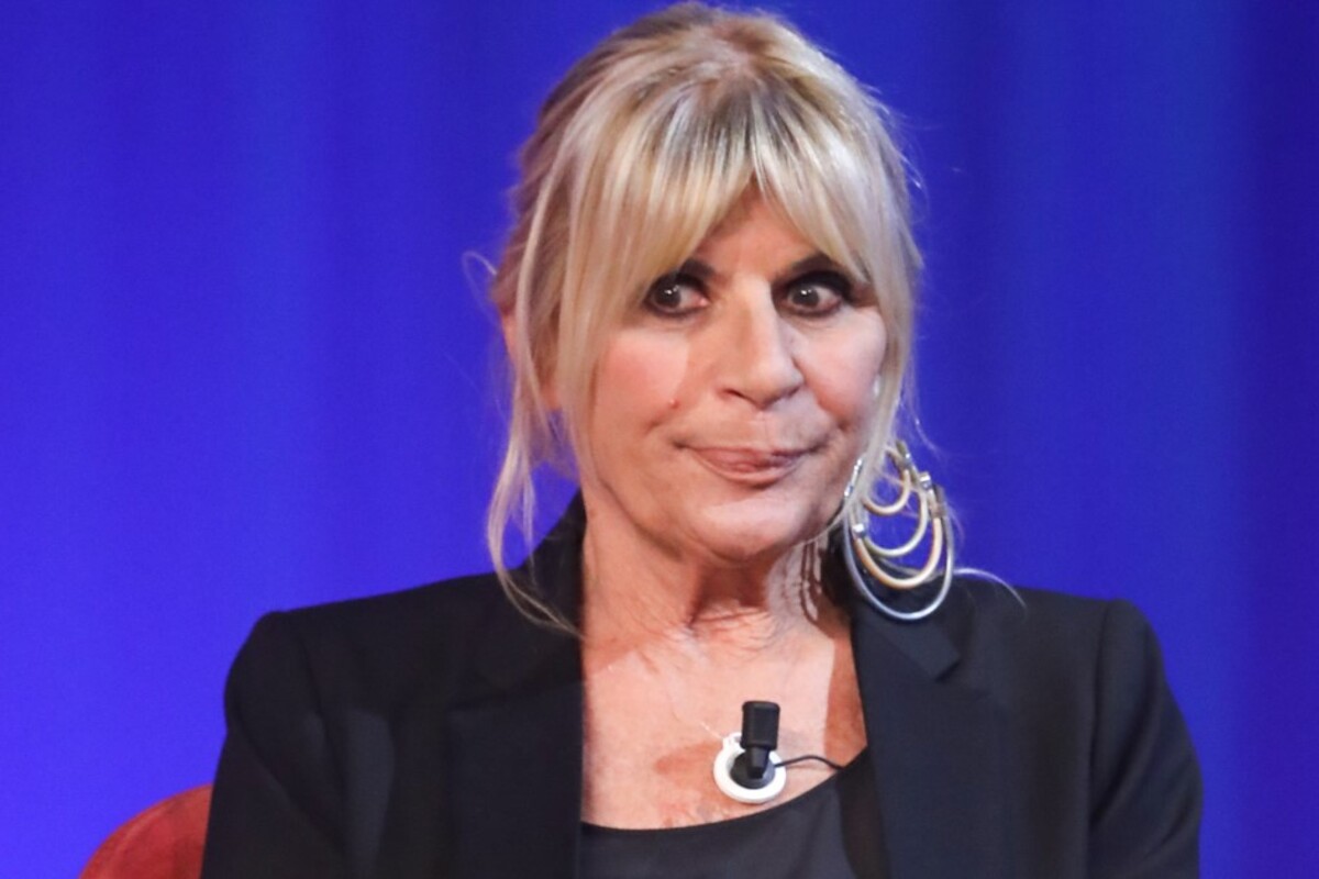 Uomini e Donne, problemi di salute per Gemma Galgani: la sua dedica emoziona il web