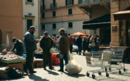 oltre il 23 dei lavoratori italiani vive in poverta secondo il rapporto caritas del 2025 1750148053