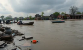 il dramma delle inondazioni in cina oltre 30 morti e decine di migliaia di sfollati python 1753784749 265x160