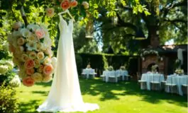001-orange-flowers-couple-presence-daughters