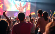 kiss cam e tradimenti la verita dietro il video virale dei coldplay 1752862002