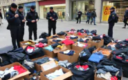 operazione anti contraffazione sequestrati oltre 200 capi a pescara python 1753863823