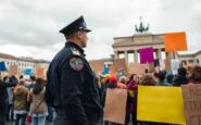 arresti in germania durante la protesta per i giornalisti di al jazeera python 1754948670