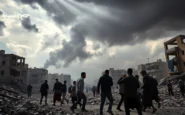 gaza sotto attacco tragico bilancio di 25 vittime civili python 1755598328