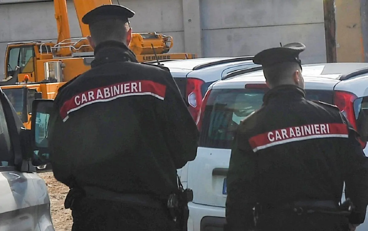 uomo morto taser genova