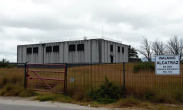 la fine dellalligator alcatraz il carcere per immigrati irregolari chiude python 1755916475 265x160