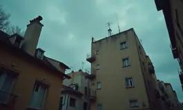 scoperta macabra a roma cadavere su un tetto nel quartiere monteverde replicate 1755798624 265x160