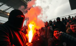 tifosi del beitar gerusalemme provocano disordini a riga python 1754645139 265x160