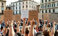analisi approfondita delle nuove leggi italiane sul fine vita e delle reazioni politiche associate python 1758120460