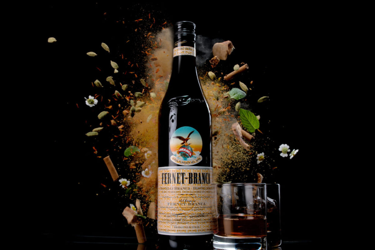 https://www.notizie.it/wp-content/uploads/2025/09/fernet-branca-amaro-1155x770-copia.jpg