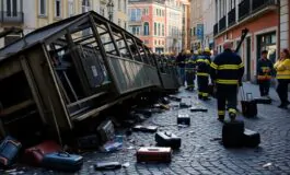 funicolare gloria a lisbona almeno 15 morti e 18 feriti python 1756938785 265x160