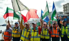 i dockers minacciano un blocco commerciale contro israele a sostegno di gaza python 1759092336 265x160
