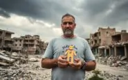 la toccante testimonianza di un padre palestinese a gaza una storia di resilienza python 1758900814