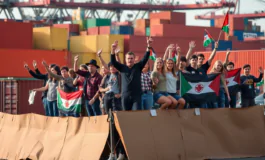 protesta al porto di melbourne contro la vendita di armi a israele python 1756760733 265x160
