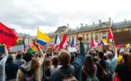 proteste in francia il movimento bloquons tout contro il governo python 1757376654