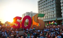 tel aviv lancia un sos per gaza la protesta che scuote israele python 1757097454 265x160