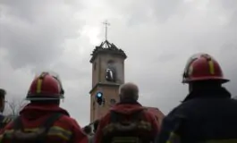 un incendio nella chiesa di colle di fuori conseguenze e considerazioni python 1757341474 265x160