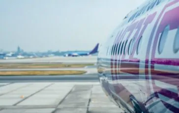 Aereo WizzAir in atterraggio d'emergenza per fumo