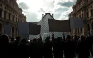 conseguenze politiche dopo il furto al museo del louvre in francia 1760978798