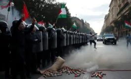 corteo pro pal a roma arrestati 262 manifestanti durante le proteste python 1759621497 265x160