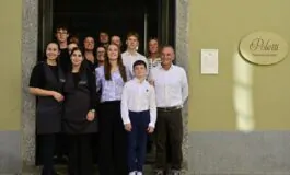 famiglia poletti con alcuni collaboratori scaled e1760605173127 265x160